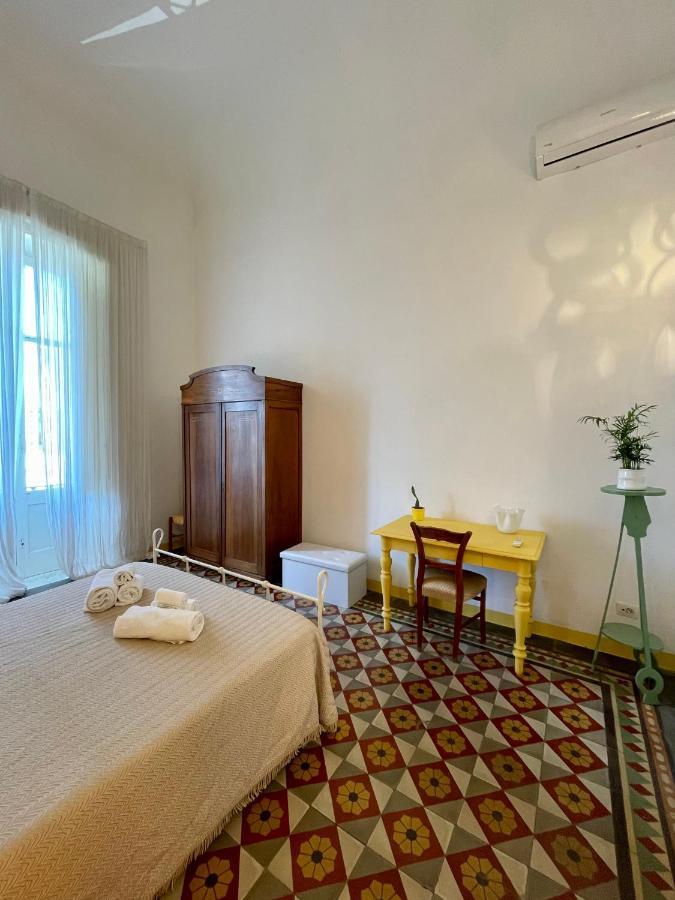 4 Balconi House-Appartamento Salentino Nel Centro Di Lecce Exterior foto
