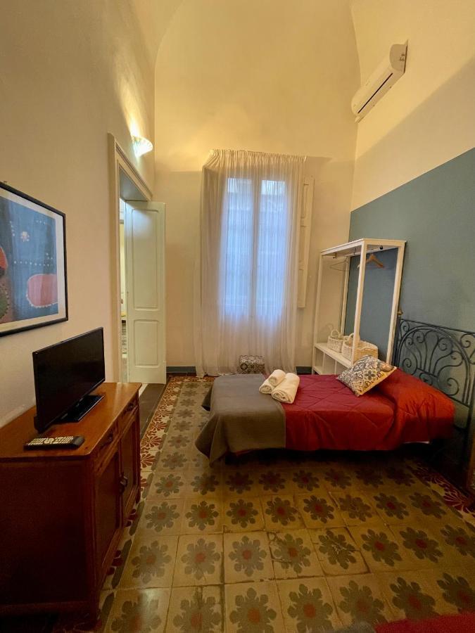 4 Balconi House-Appartamento Salentino Nel Centro Di Lecce Exterior foto